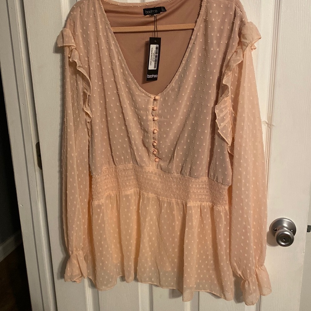 Boohoo size 22 blush  top